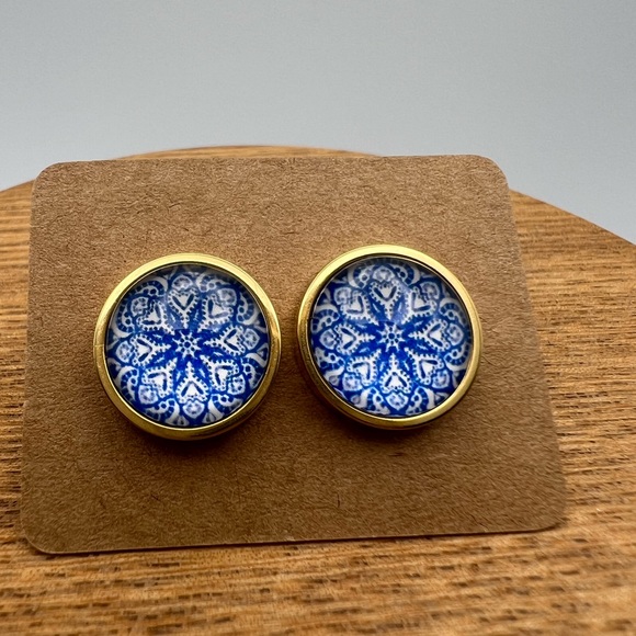 Boho Chic Classic Round & Square Stud Earrings - Elegant Chic Stud Earrings - Picture 11 of 14